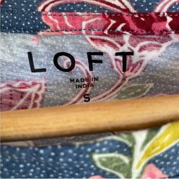 Loft Floral Denim Style Blouse - Picture 5 of 5